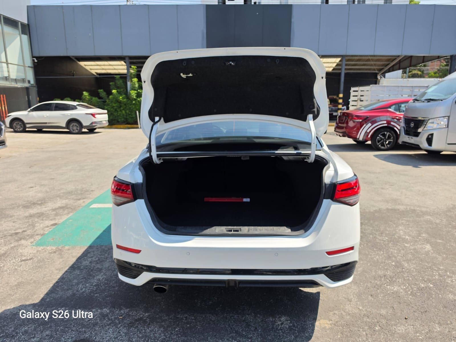 2024 Nissan Sentra 2.0 SR Platinum At