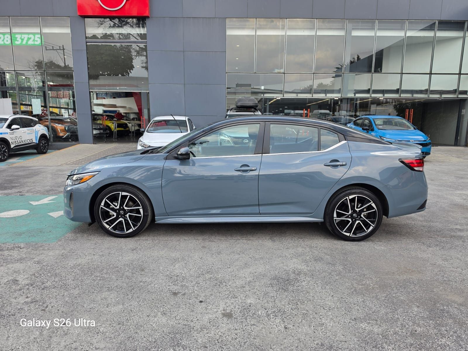 2024 Nissan Sentra 2.0 SR Bi-Tono At