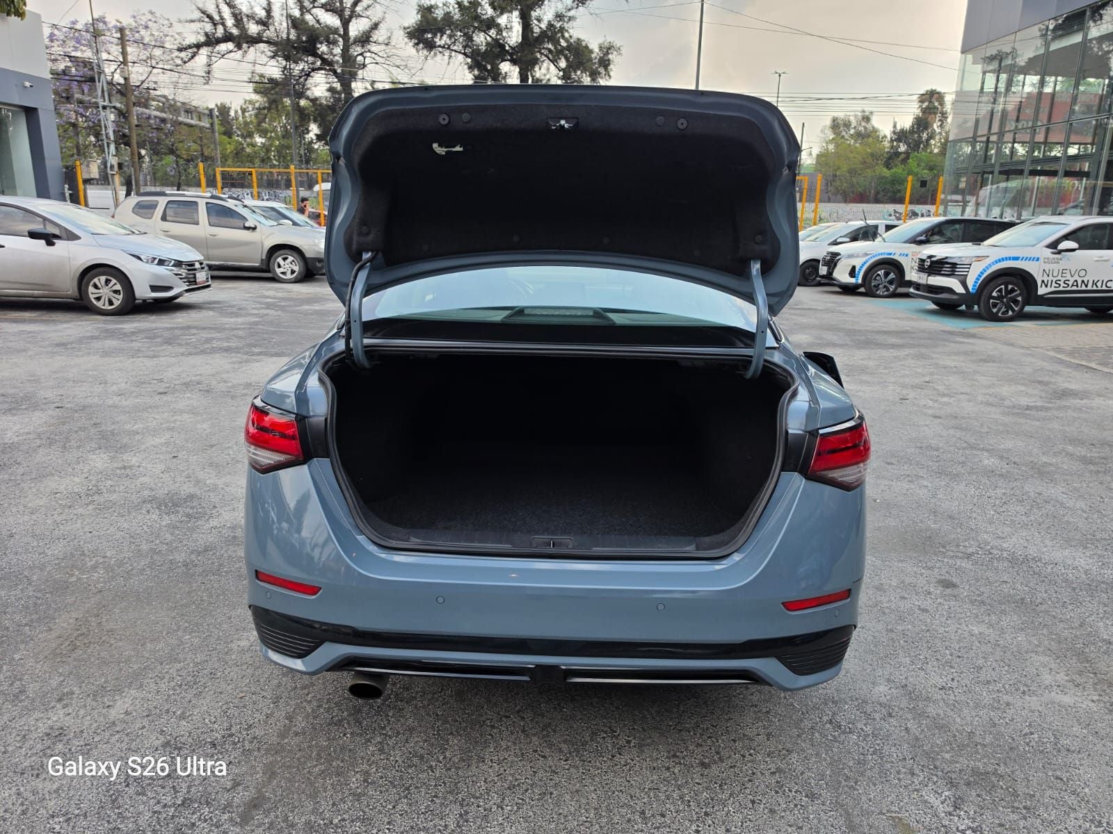 2024 Nissan Sentra 2.0 SR Bi-Tono At