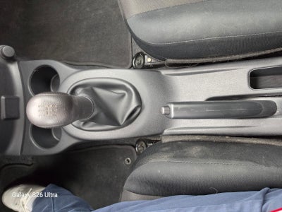 2024 Nissan V-Drive 1.6 A/C Mt