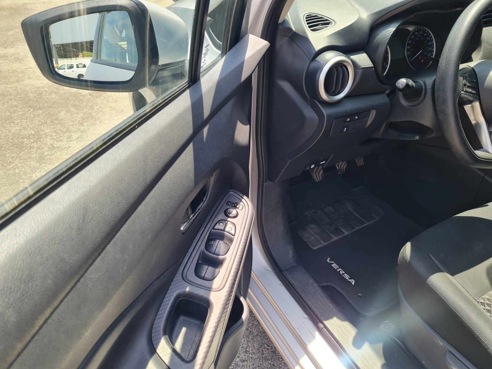 2020 Nissan Versa 1.6 Sense Mt