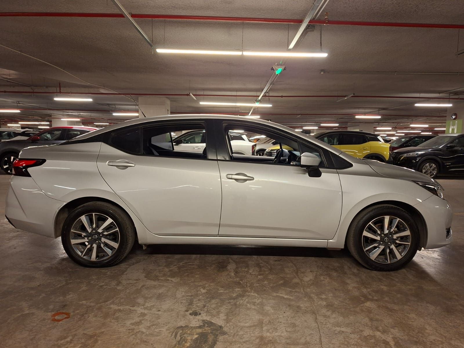 2025 Nissan Versa 1.6 Advance Mt