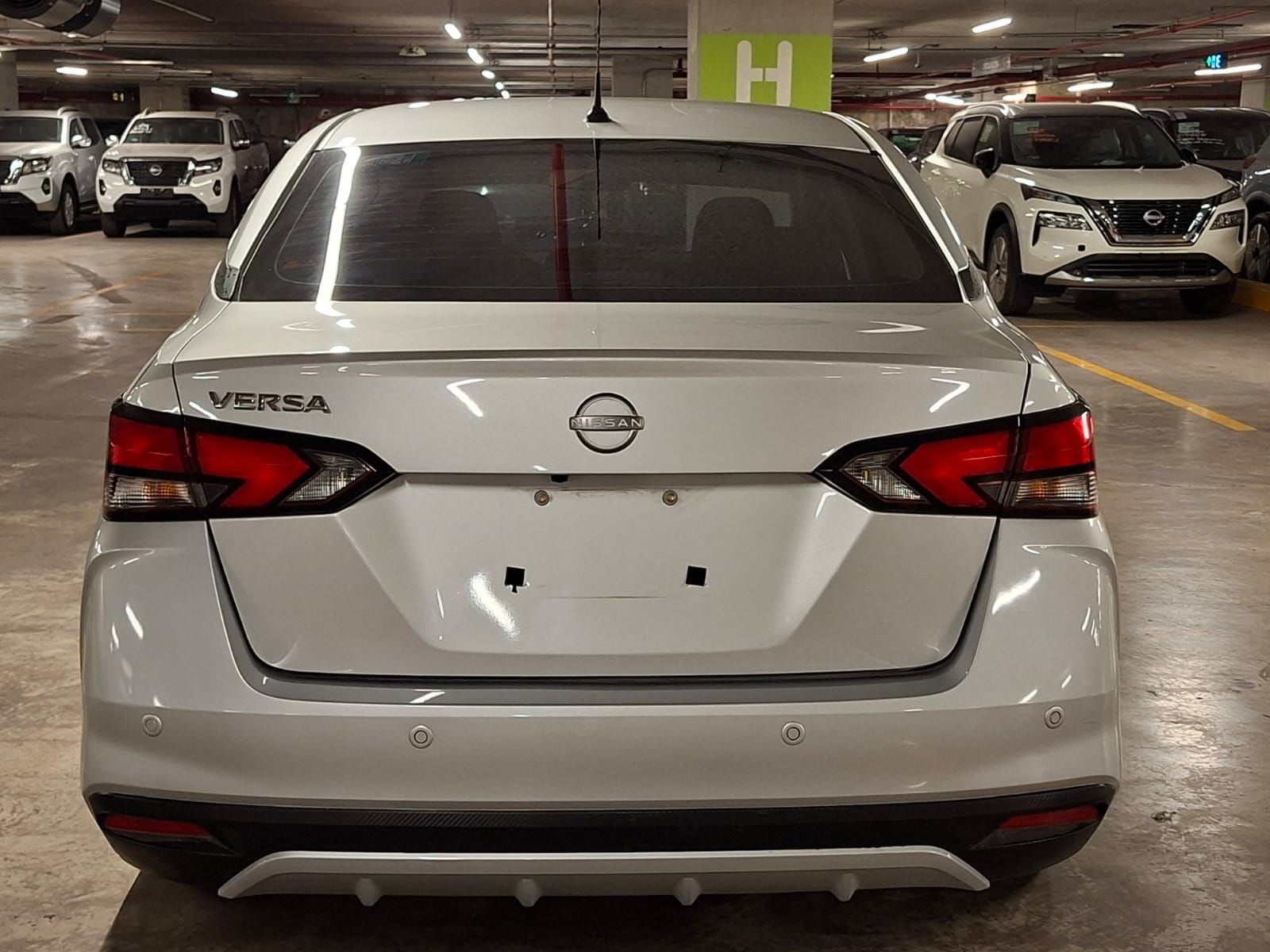 2025 Nissan Versa 1.6 Advance Mt
