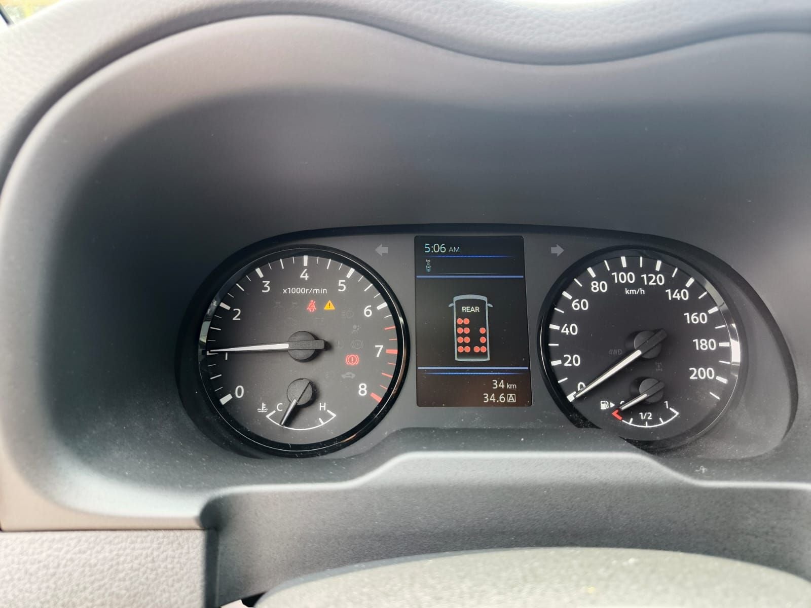 2025 Nissan Urvan 2.5 14 Pasajeros Amplia AA Mt