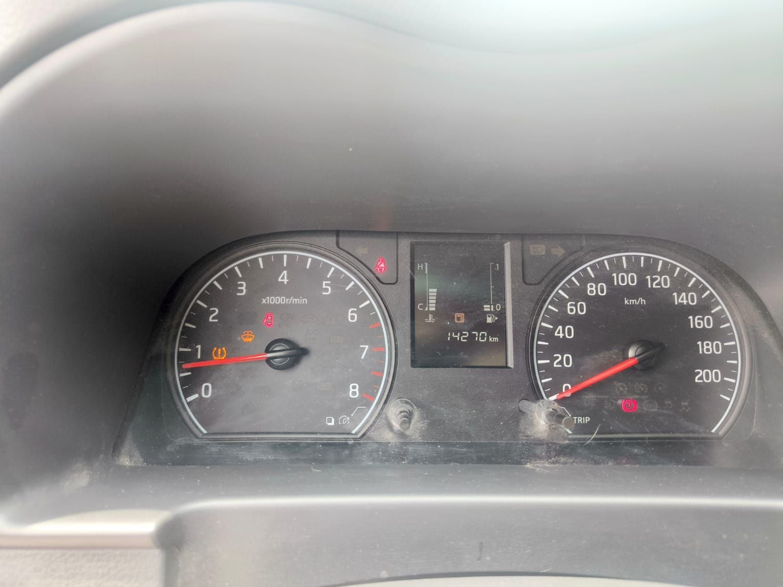 2024 Nissan Urvan 2.5 Panel Amplia AA Mt