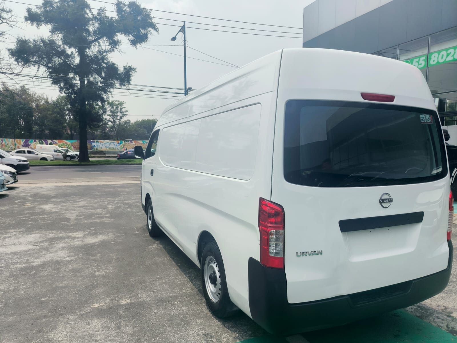 2024 Nissan Urvan 2.5 Panel Amplia AA Mt