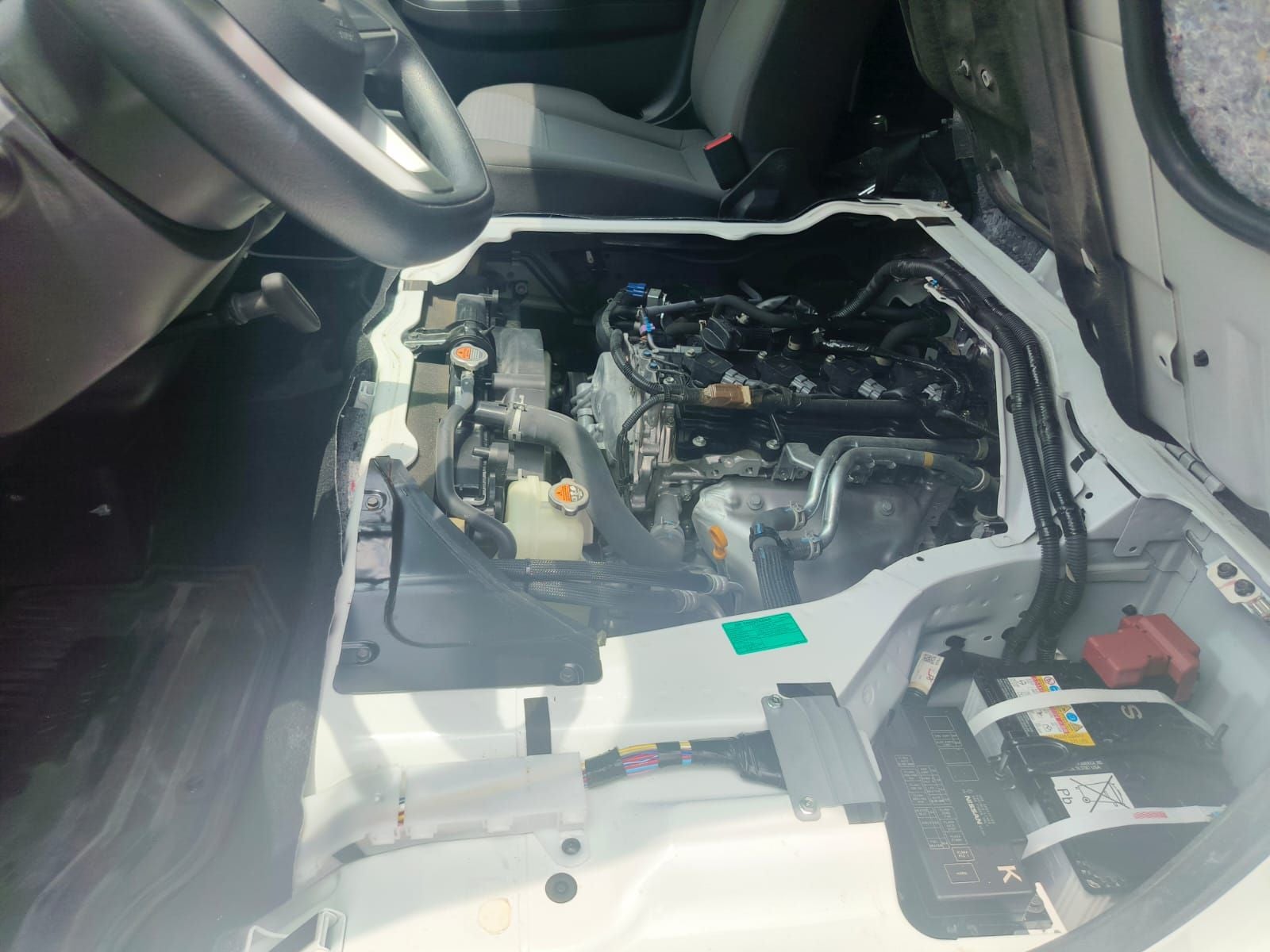 2024 Nissan Urvan 2.5 Panel Amplia AA Mt