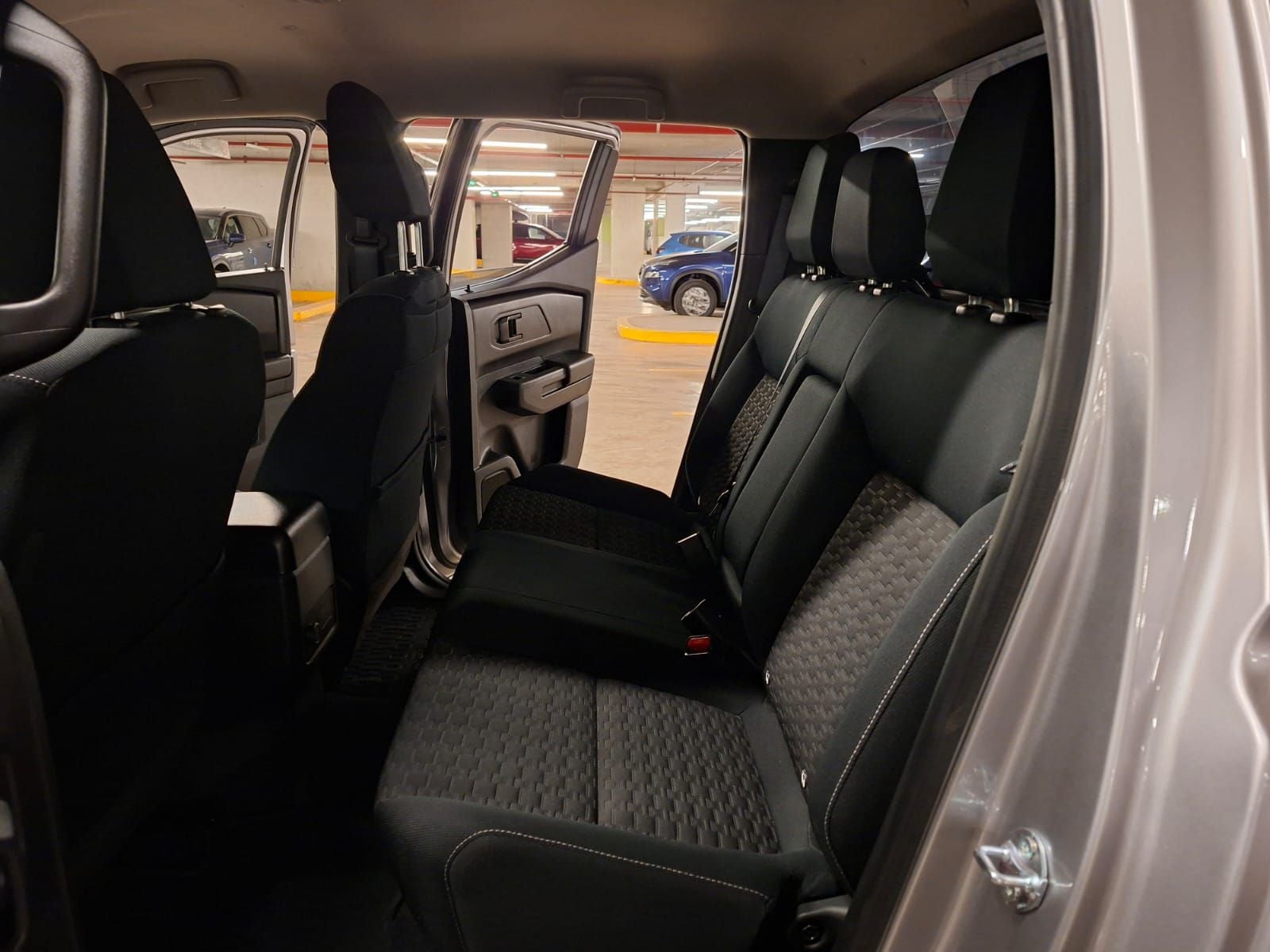 2025 Mitsubishi L200 2.4 Glx Cabina Doble 4x2 Mt
