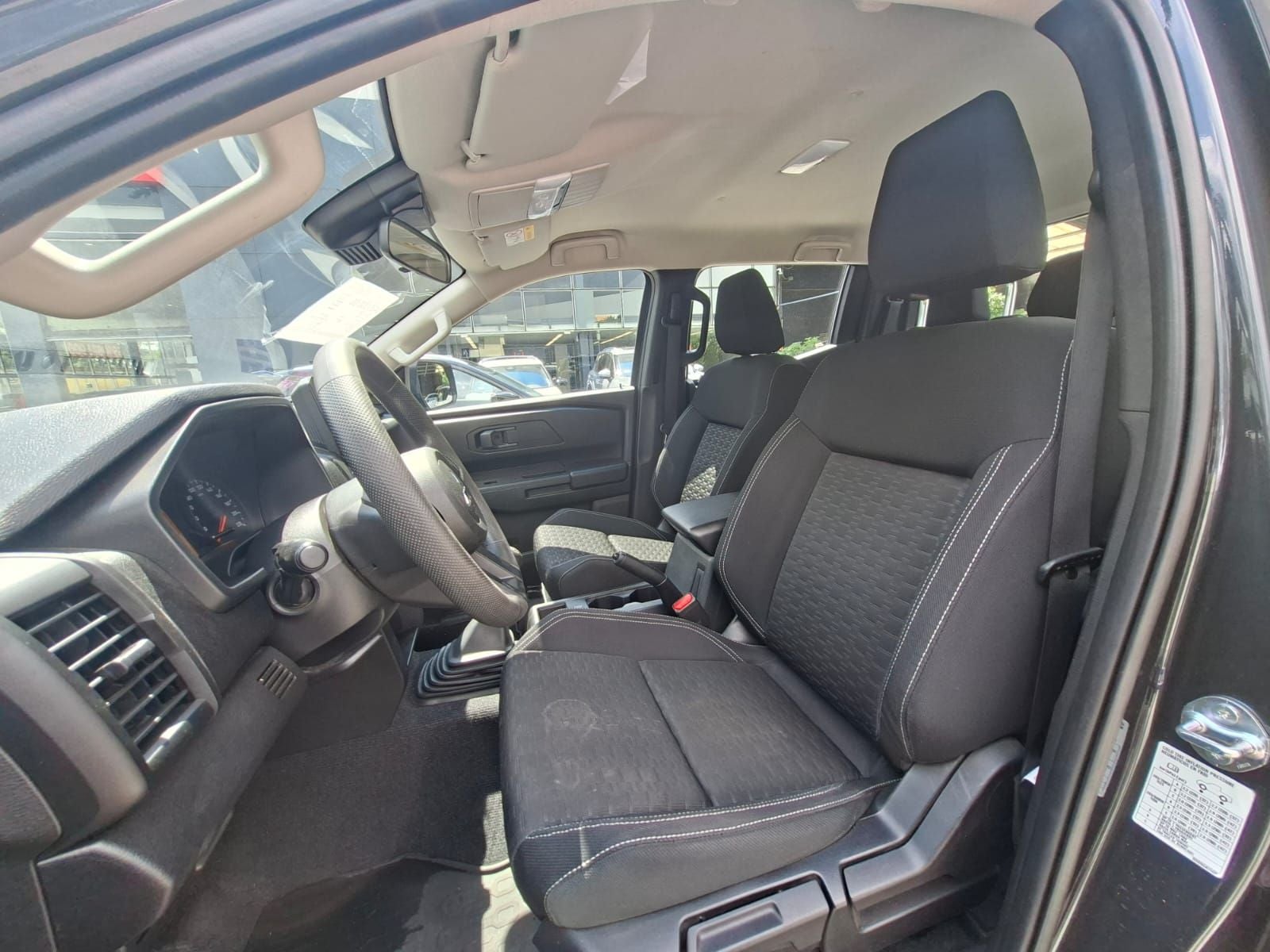 2025 Mitsubishi L200 2.4 Glx Cabina Doble 4x2 Mt