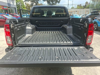 2025 Mitsubishi L200 2.4 Glx Cabina Doble 4x2 Mt