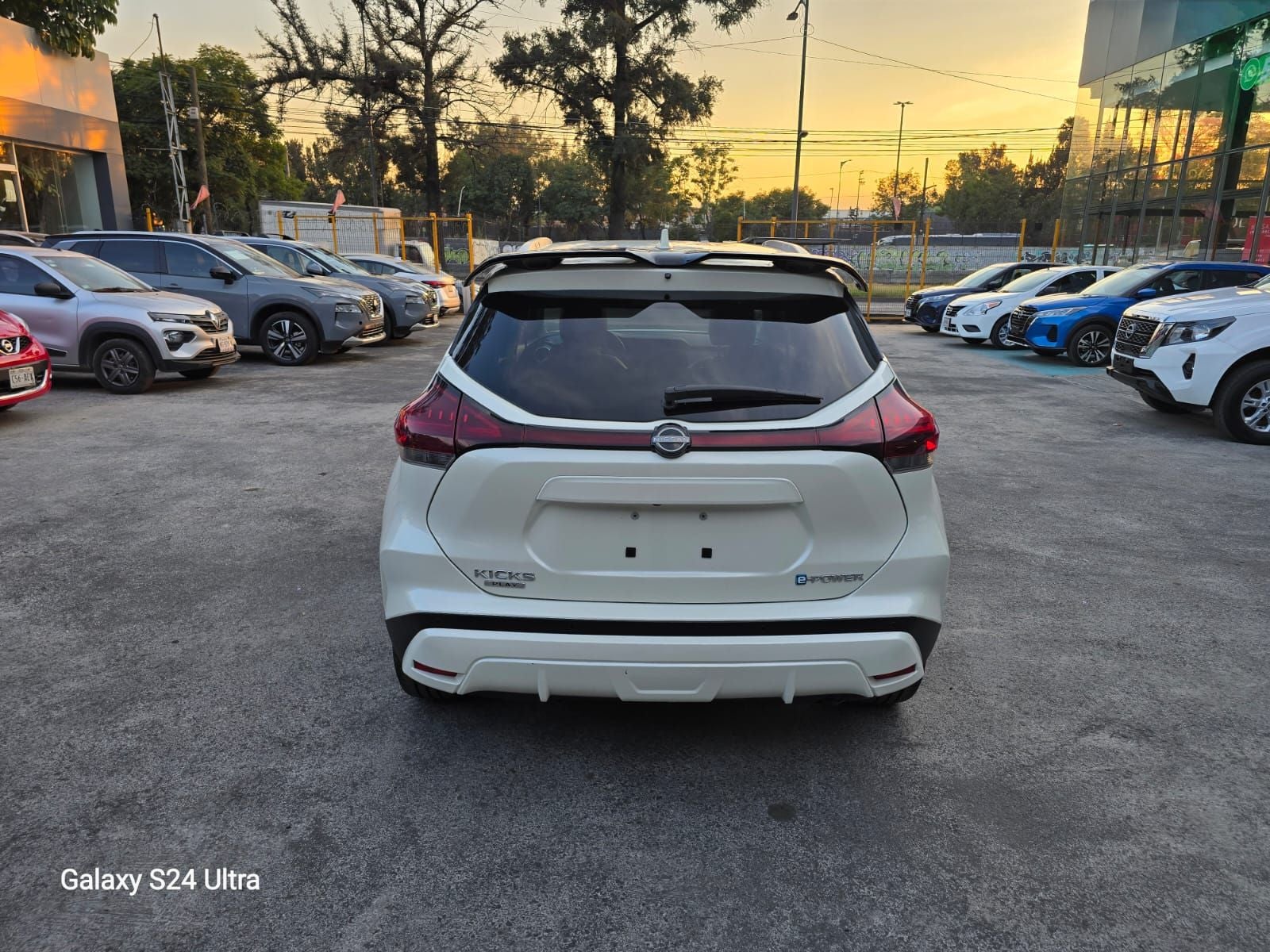 2024 Nissan Kicks E-Power Platinum At